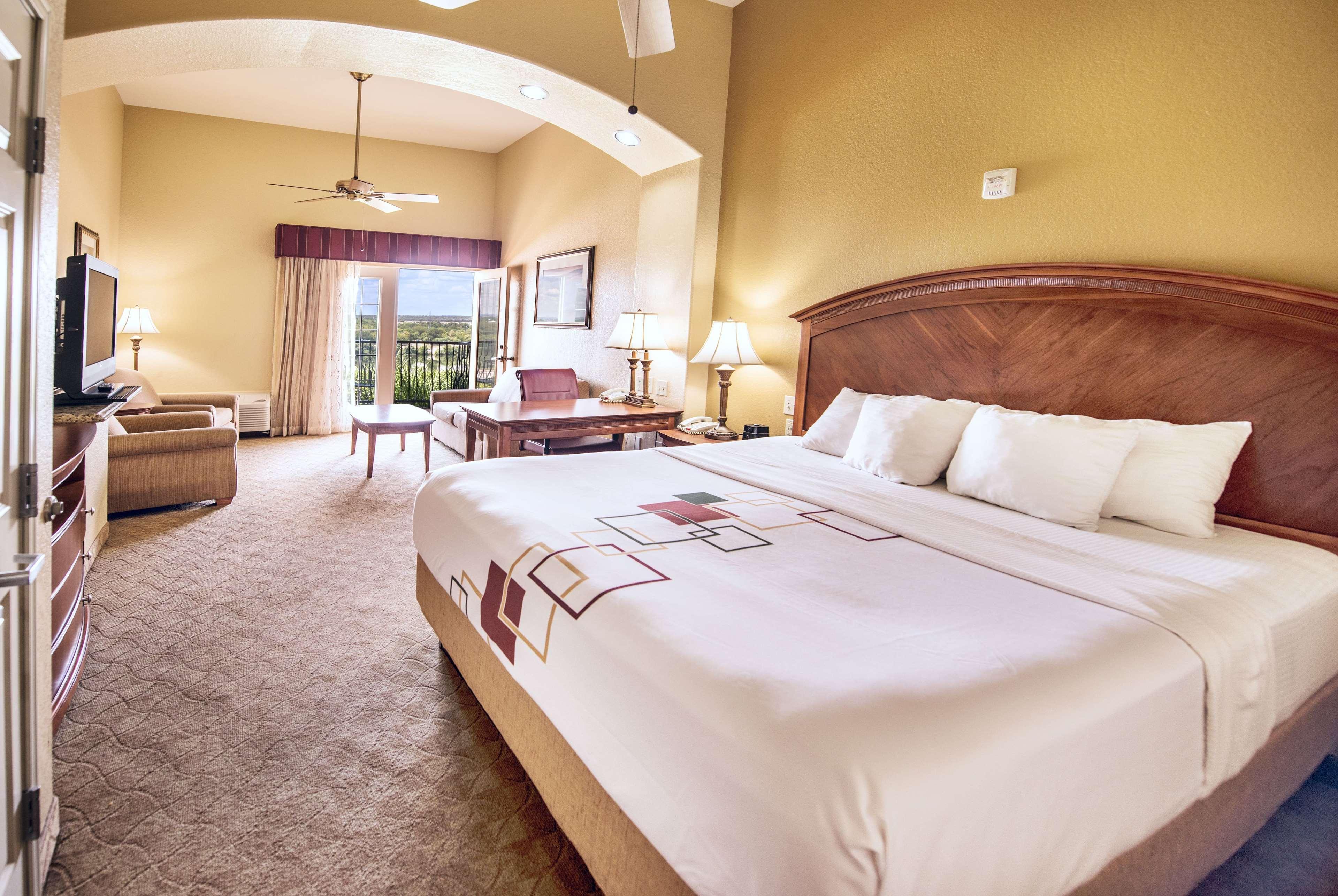 La Quinta By Wyndham Marble Falls Extérieur photo