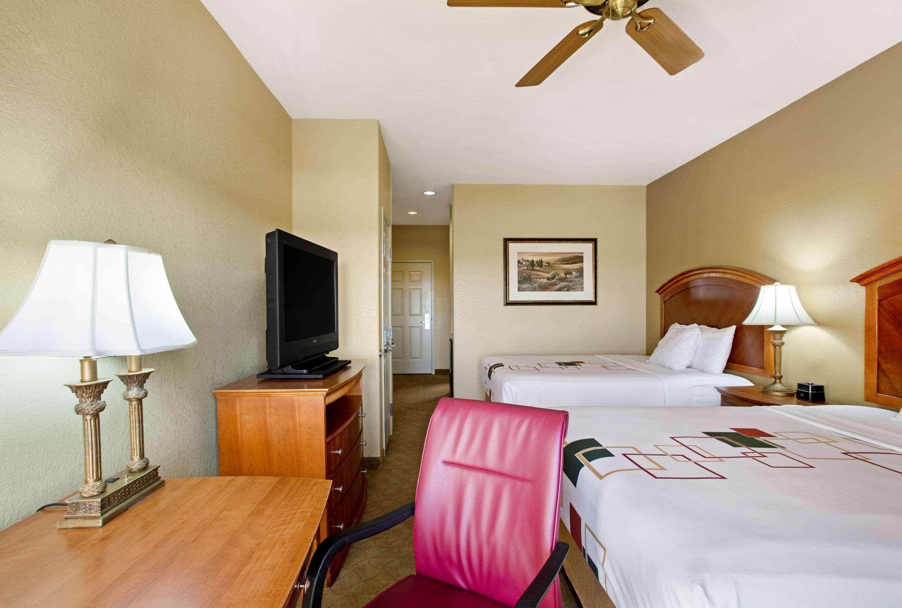 La Quinta By Wyndham Marble Falls Extérieur photo