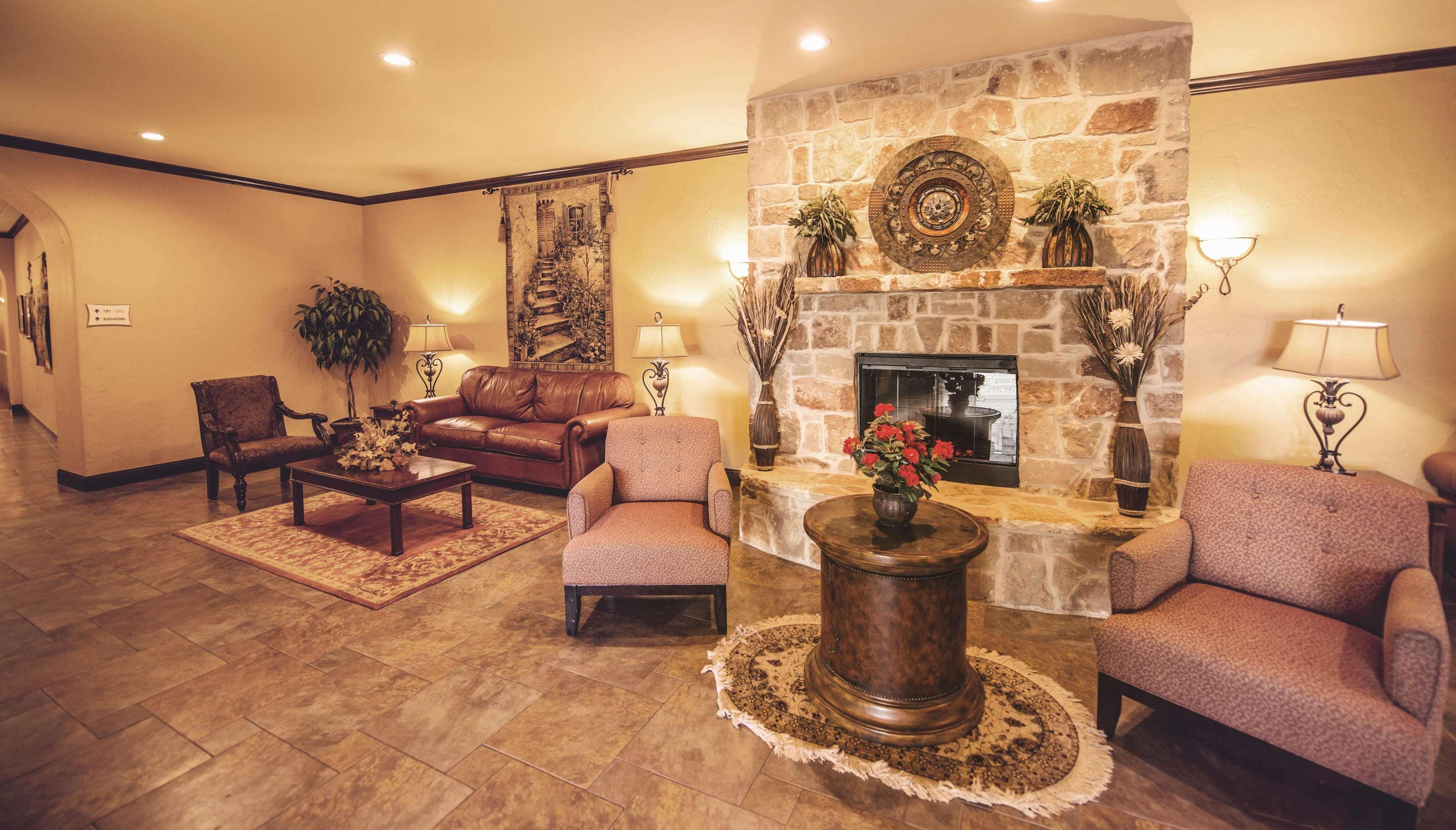La Quinta By Wyndham Marble Falls Extérieur photo