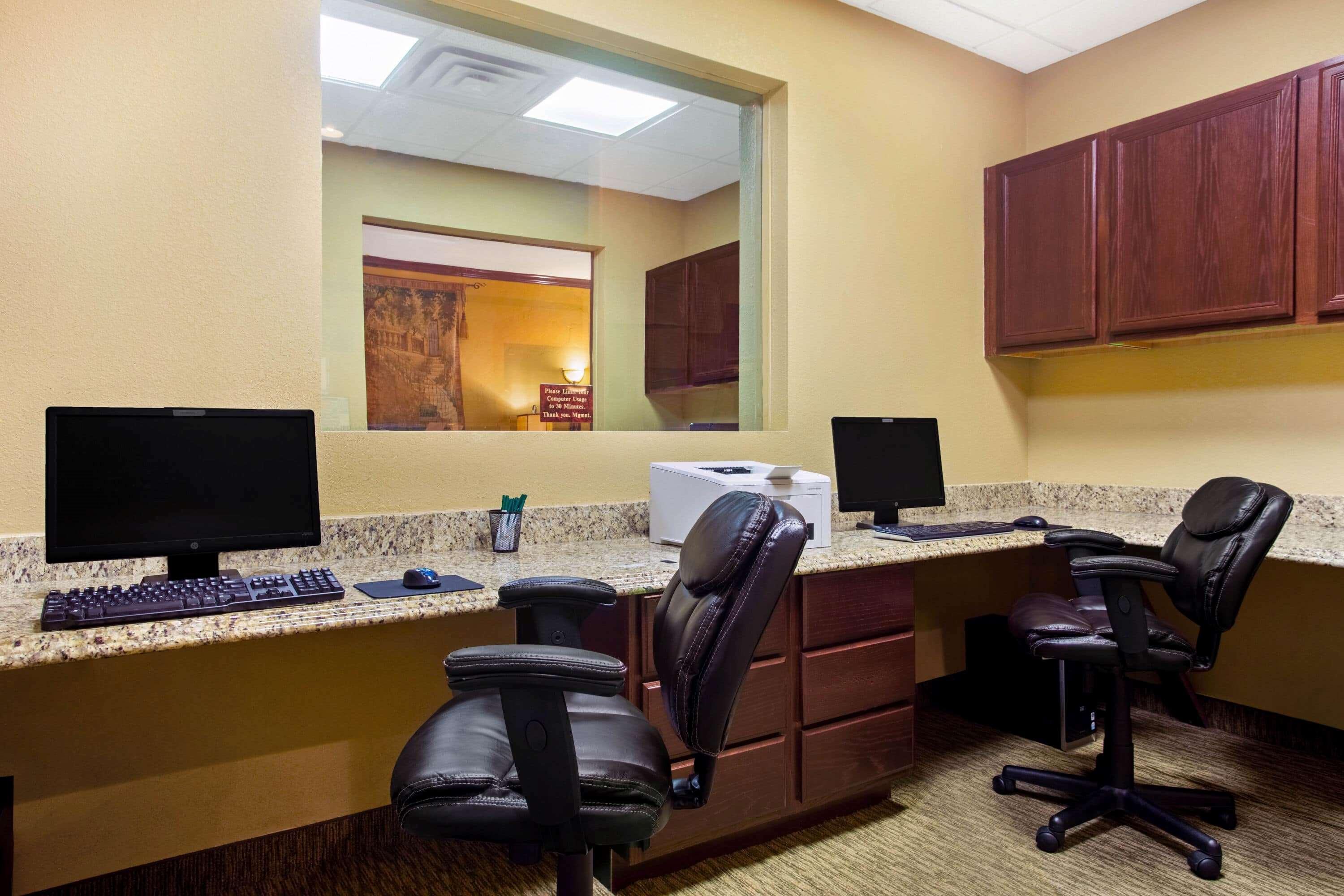 La Quinta By Wyndham Marble Falls Extérieur photo