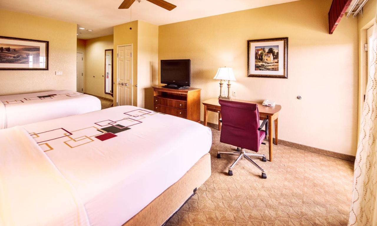 La Quinta By Wyndham Marble Falls Extérieur photo