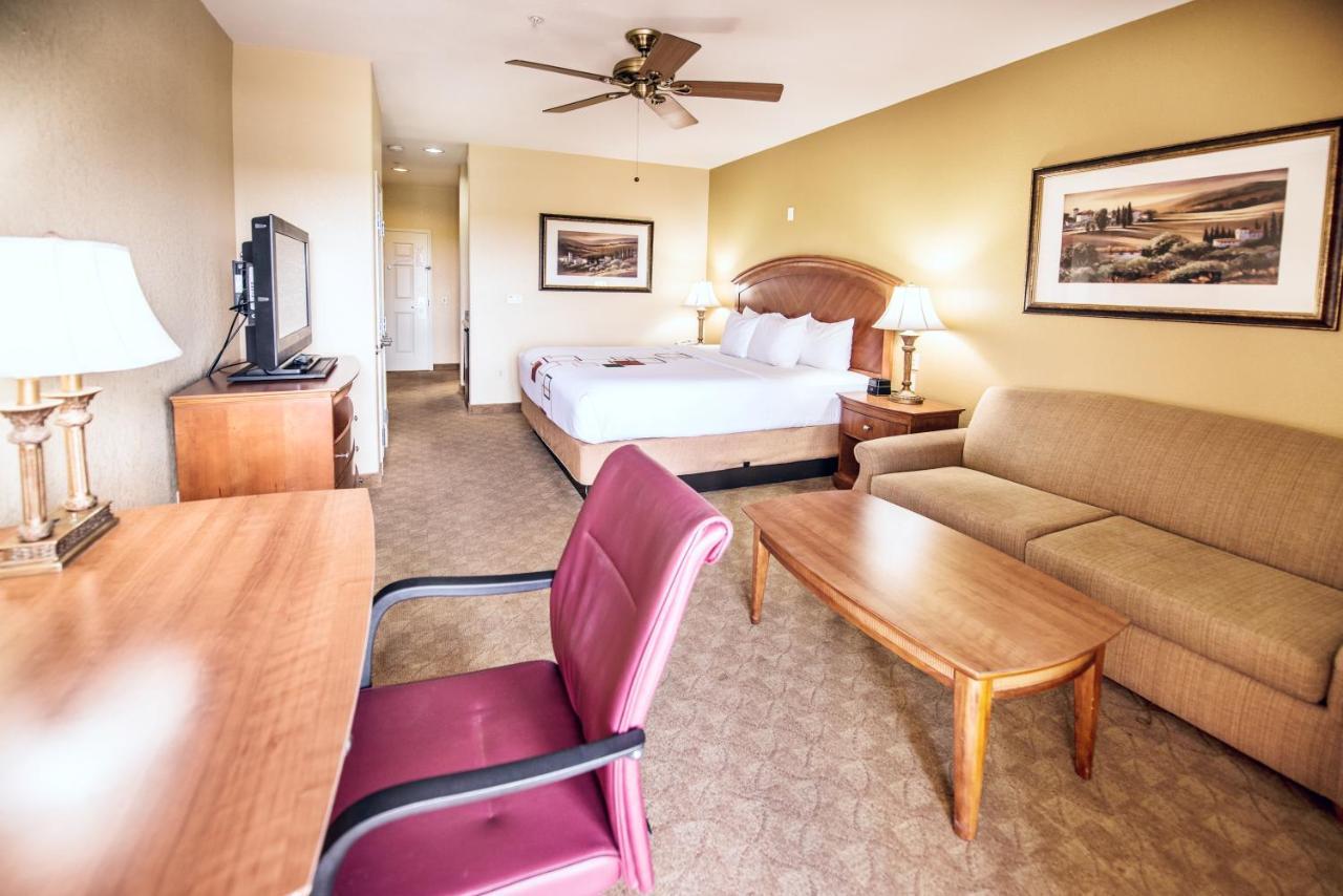 La Quinta By Wyndham Marble Falls Extérieur photo